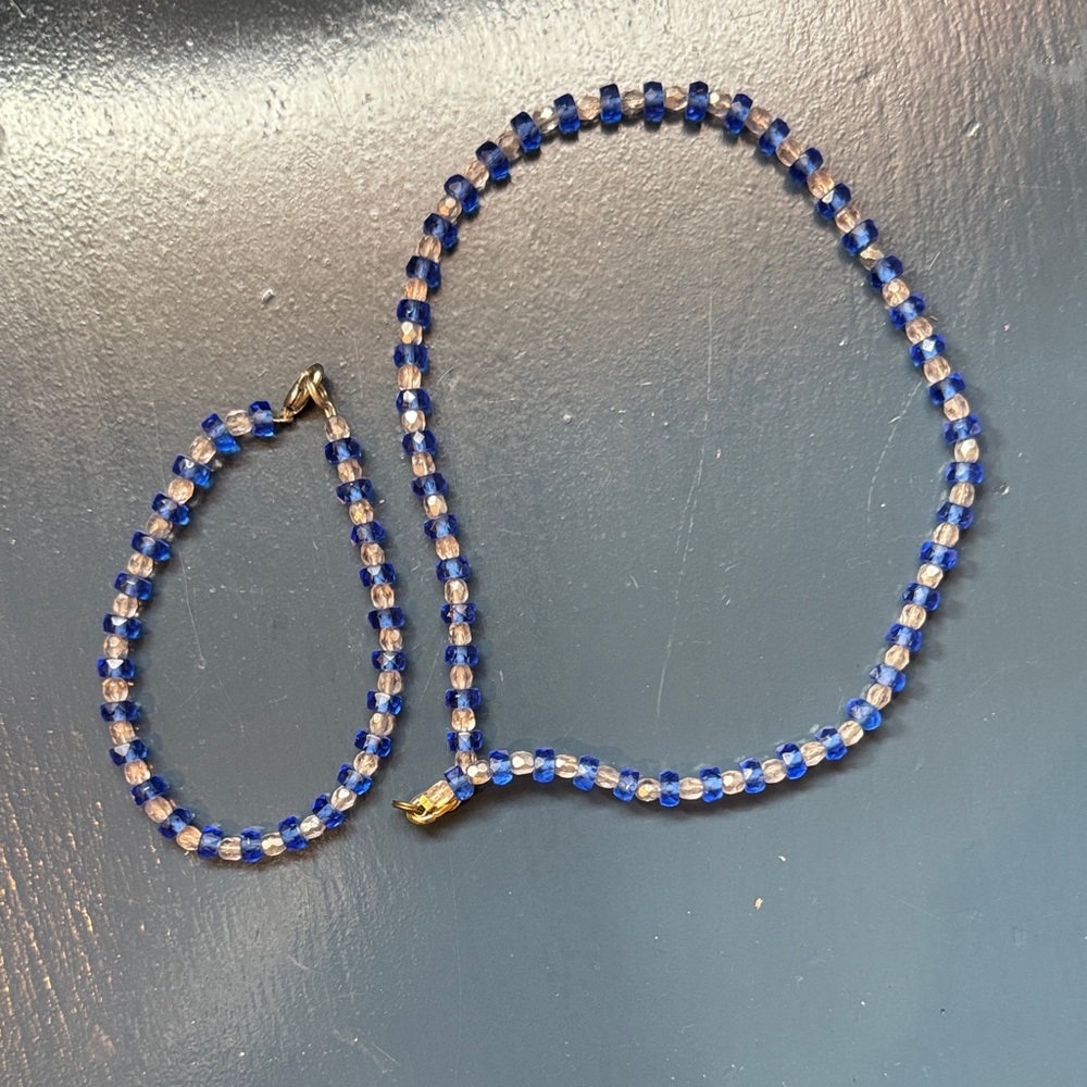 Chic Blue and Clear Beaded Necklace and Bracelet Set